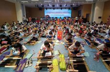 海南省白沙创新黎锦苗绣教育　培育时代新人的情感认同增进文化自信