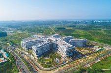 南方电网鼎和保险公司推出多项惠民服务举措护航春节