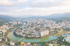 五指山市依托海南热带雨林国家公园建设奋力推动高质量发展