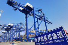 海南洋浦港口货物和集装箱吞吐量实现双增长
