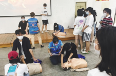 儋州：打造“志愿之城” 劲吹文明新风